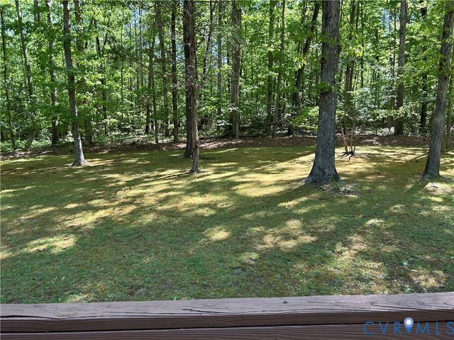 3172 Three Bridge Rd, Powhatan, VA 23139