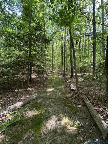 3172 Three Bridge Rd, Powhatan, VA 23139