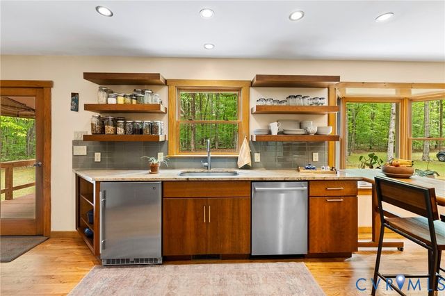 3172 Three Bridge Rd, Powhatan, VA 23139