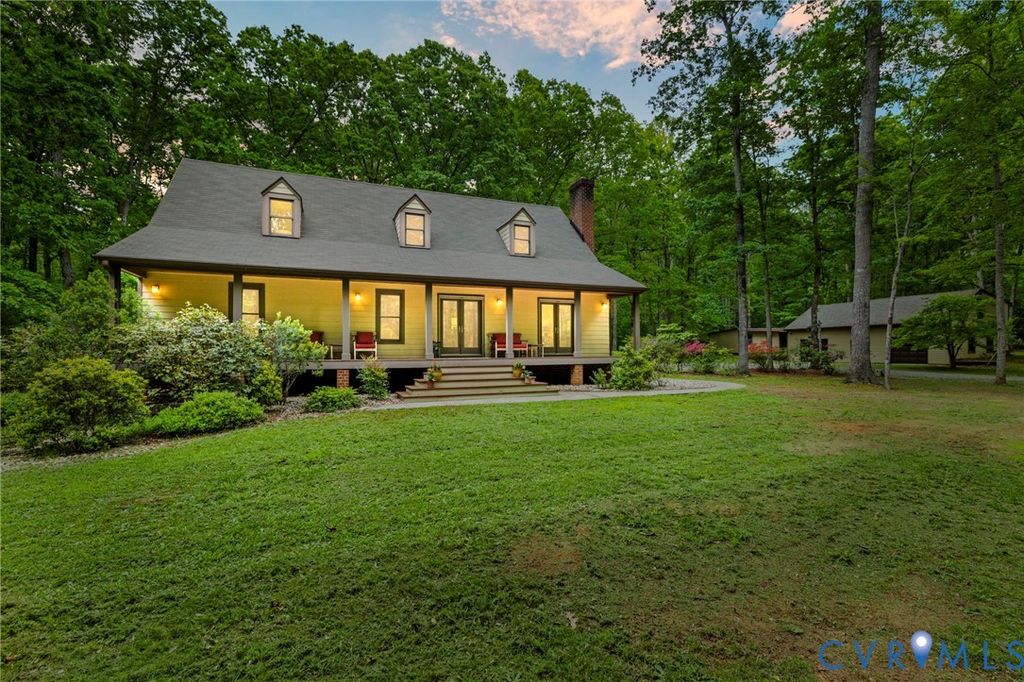 3172 Three Bridge Rd, Powhatan, VA 23139