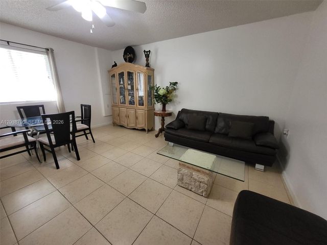13205 SW 146th St 13205, Miami, FL 33186