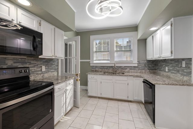 3 Warren Court, Sumter, SC 29150