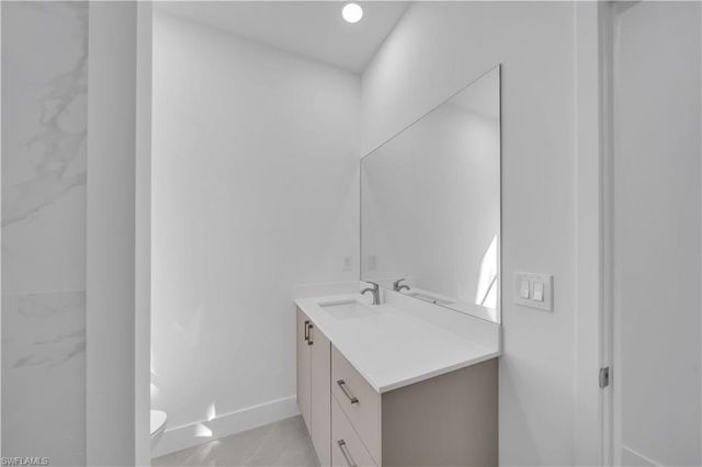 1904 E 11th ST, Lehigh Acres, FL 33936