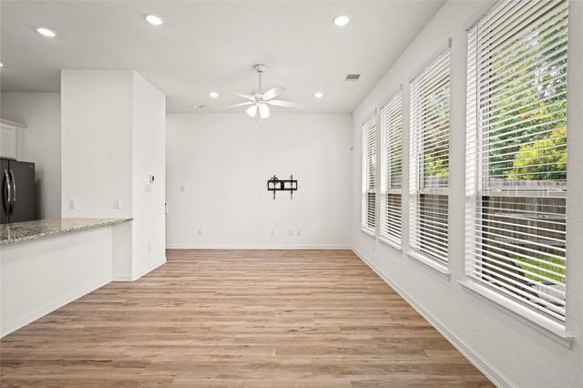 575 Dry Fork Lane, Conroe, TX 77304