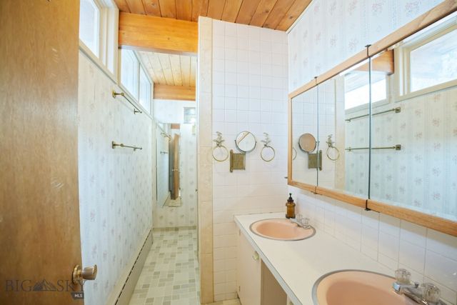 2210 Massachusetts Avenue, Butte, MT 59701