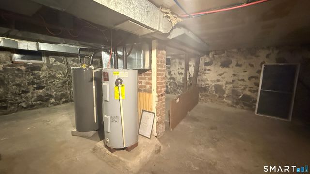 252 Villa Avenue, Fairfield, CT 06825