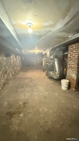 252 Villa Avenue, Fairfield, CT 06825