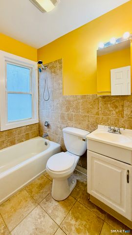 252 Villa Avenue, Fairfield, CT 06825