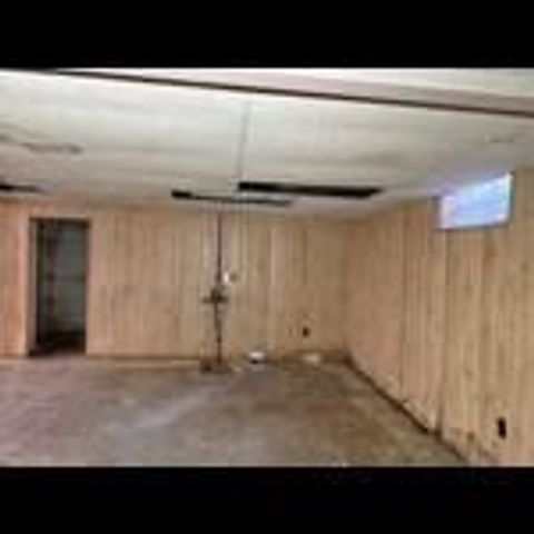 7518 W Medford AVENUE, Milwaukee, WI 53218