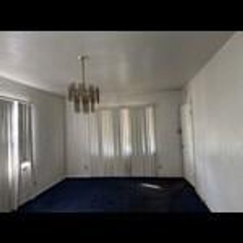 7518 W Medford AVENUE, Milwaukee, WI 53218