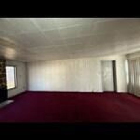 7518 W Medford AVENUE, Milwaukee, WI 53218