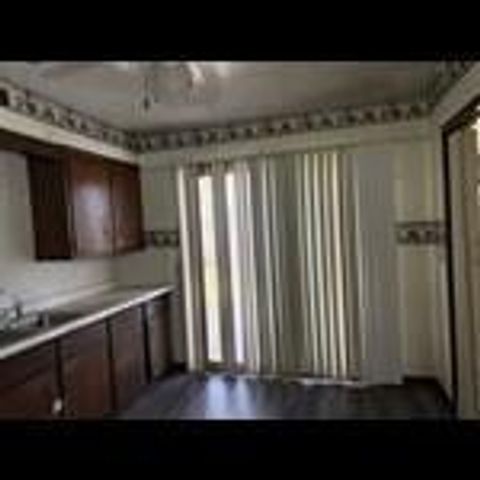 7518 W Medford AVENUE, Milwaukee, WI 53218