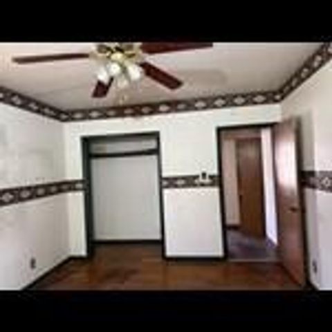 7518 W Medford AVENUE, Milwaukee, WI 53218