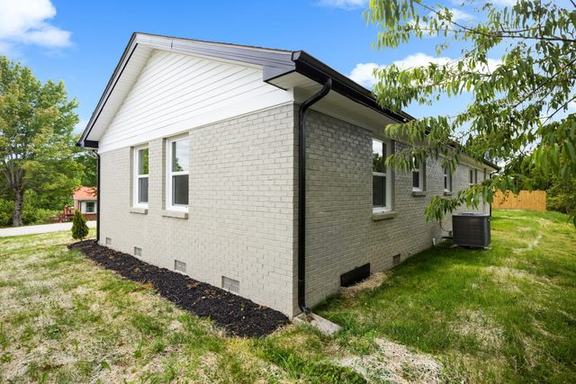 160 Mays Subdivision Road, Beattyville, KY 41311