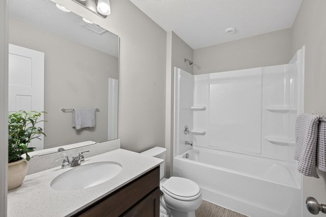 8658 London Circle NE B, Blaine, MN 55449