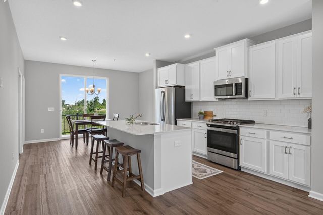 8658 London Circle NE B, Blaine, MN 55449