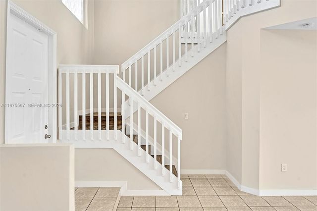 2297 NW 160th Ter 2297, Pembroke Pines, FL 33028