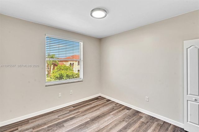 2297 NW 160th Ter 2297, Pembroke Pines, FL 33028