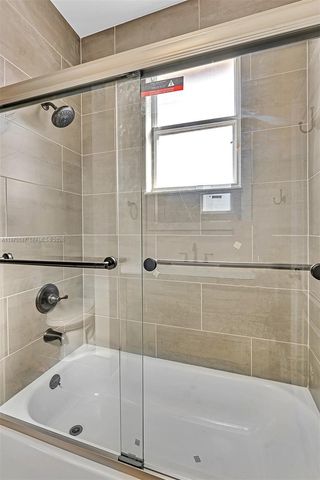 2297 NW 160th Ter 2297, Pembroke Pines, FL 33028