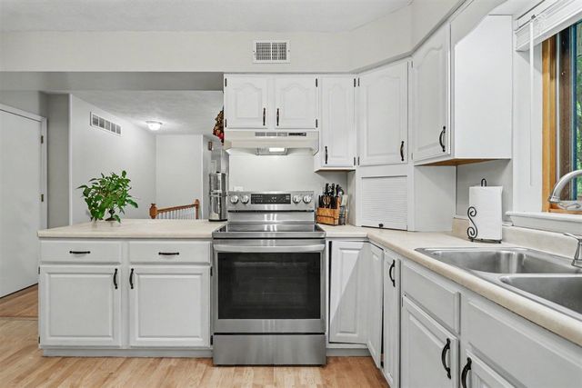 2985 W Kirby Road, Battle Creek, MI 49017