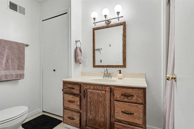 2985 W Kirby Road, Battle Creek, MI 49017