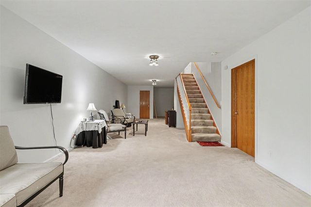 2985 W Kirby Road, Battle Creek, MI 49017