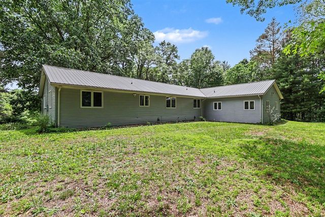 2985 W Kirby Road, Battle Creek, MI 49017