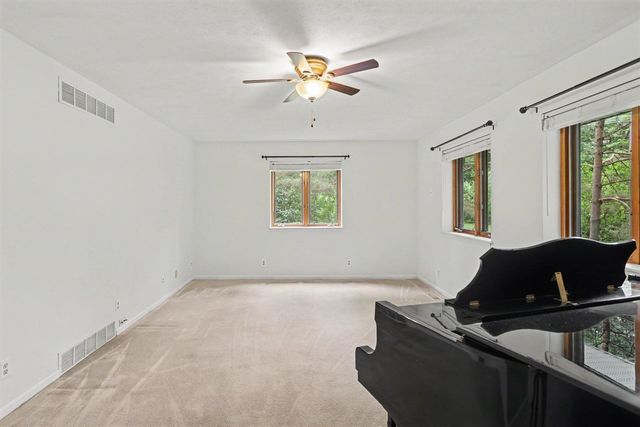 2985 W Kirby Road, Battle Creek, MI 49017