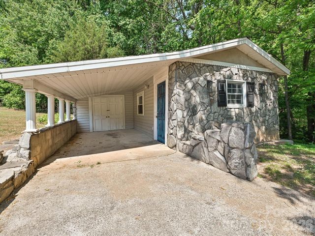 1011 Tarlton Drive, Shelby, NC 28150