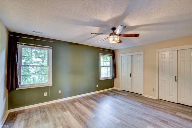 922 Willow PT, Newport News, VA 23602