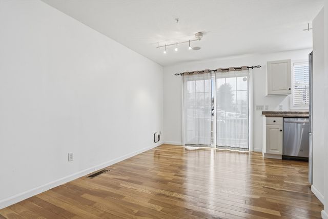 1401 Pawtucket Blvd 2, Lowell, MA 01854