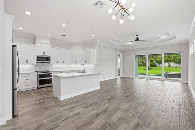 5879 Haiti DR, Naples, FL 34113