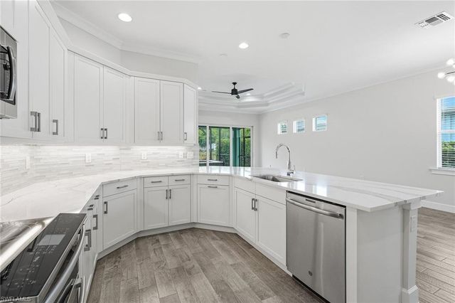 5879 Haiti DR, Naples, FL 34113