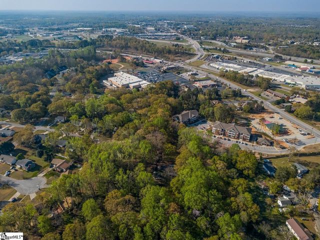 301 West Circle, Simpsonville, SC 29681