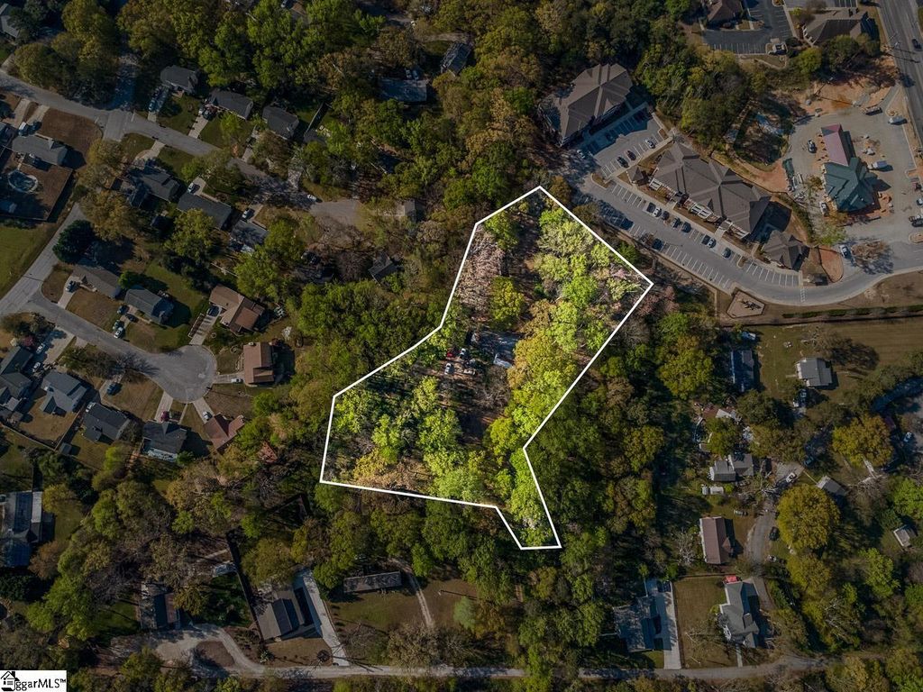301 West Circle, Simpsonville, SC 29681