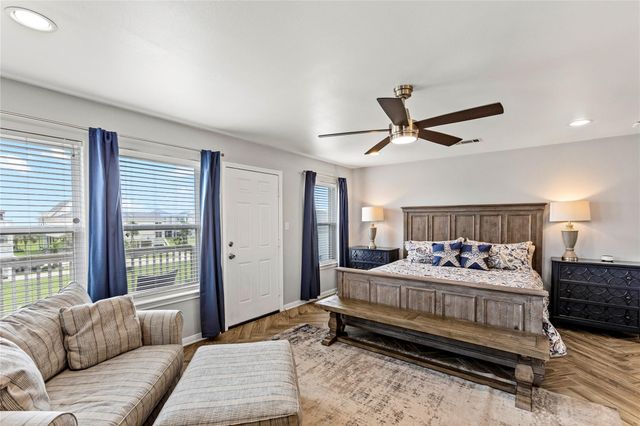 4114 Courageous Lane, Galveston, TX 77554