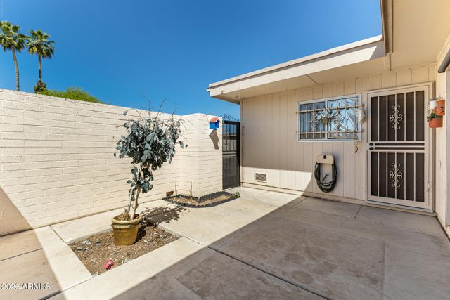 10154 W LOMA BLANCA Drive, Sun City, AZ 85351