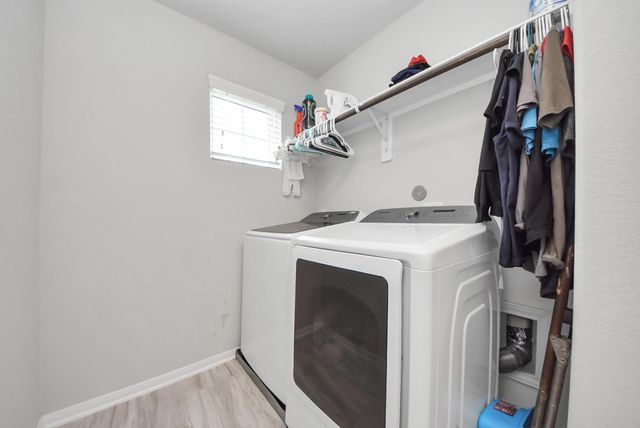 8819 Cabin Loft Lane, Rosharon, TX 77583