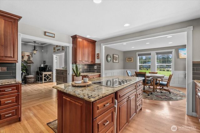 12108 40th Avenue E, Tacoma, WA 98446