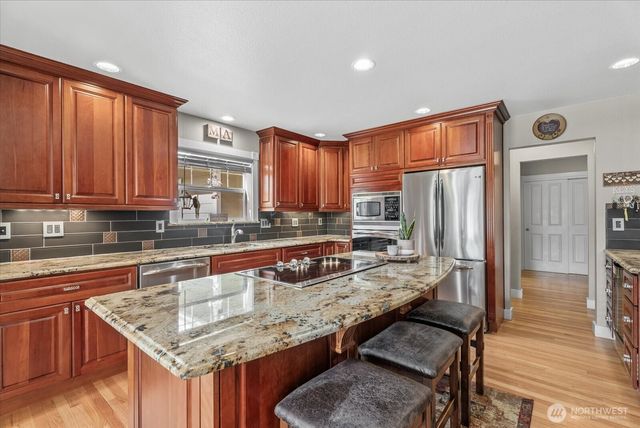 12108 40th Avenue E, Tacoma, WA 98446