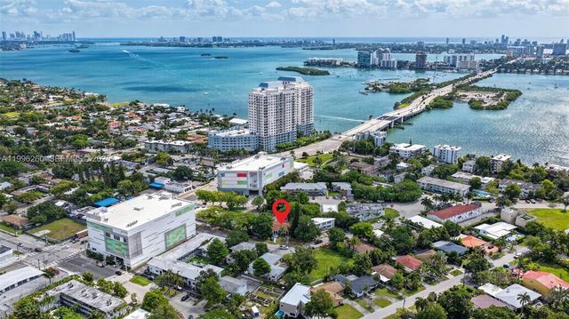 7811 NE 10th Ct, Miami, FL 33138