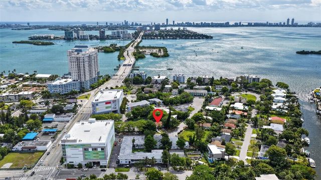 7811 NE 10th Ct, Miami, FL 33138