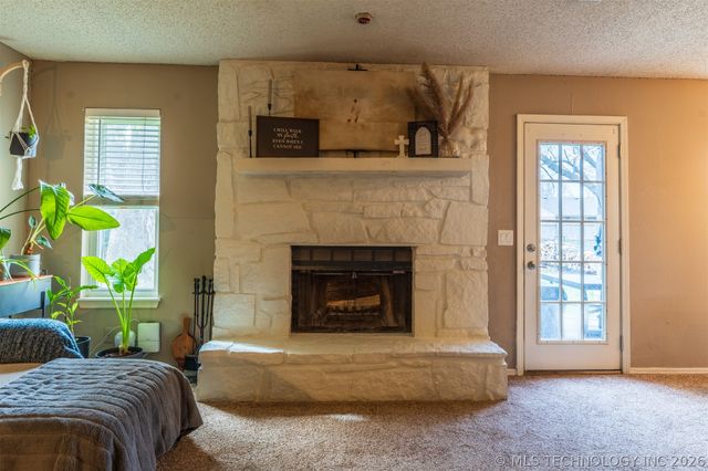 21106 E 32nd Street, Broken Arrow, OK 74014