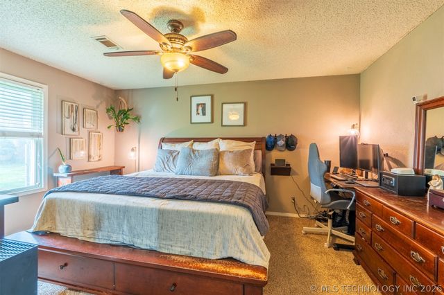 21106 E 32nd Street, Broken Arrow, OK 74014