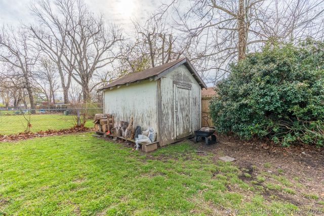 21106 E 32nd Street, Broken Arrow, OK 74014