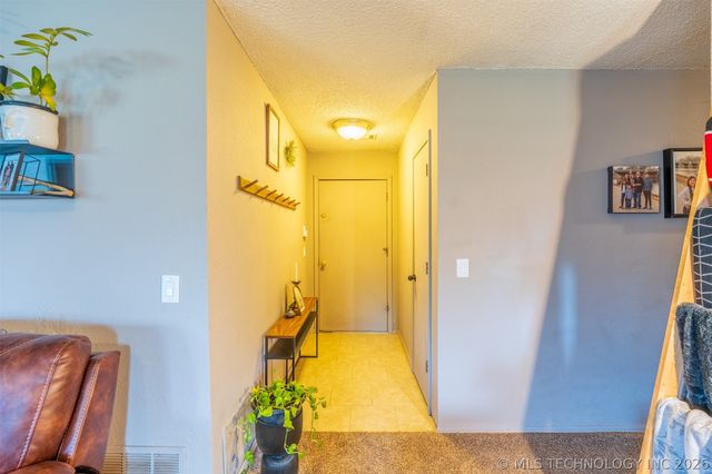 21106 E 32nd Street, Broken Arrow, OK 74014