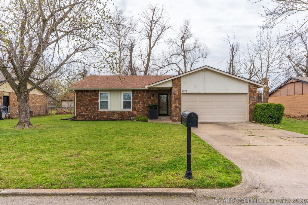 21106 E 32nd Street, Broken Arrow, OK 74014