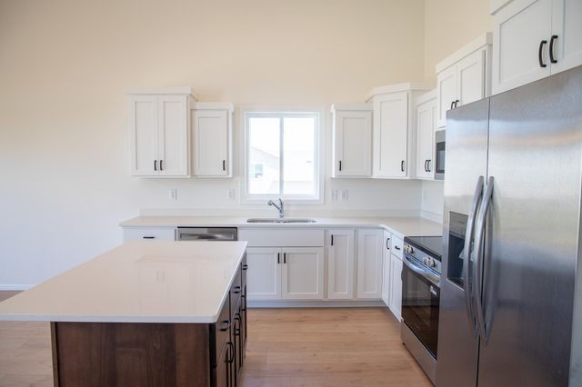 6317 83 Avenue, Horace, ND 58047