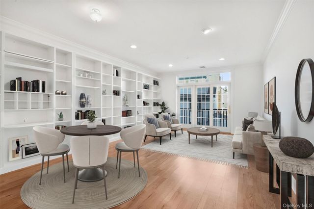 55 1st Street 207, Pelham, NY 10803