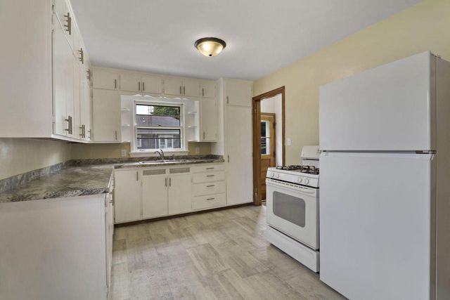 5237 35th AVENUE, Kenosha, WI 53144
